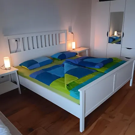 Wetzel Domaso Apartment