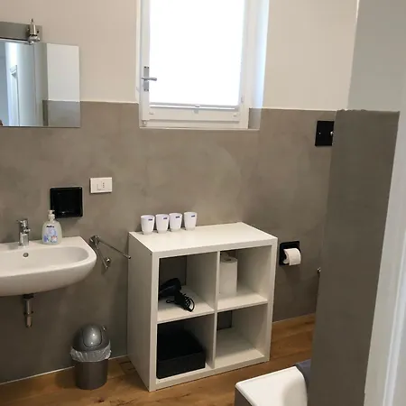 Wetzel Domaso Apartment