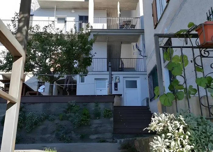 Апартаменты Wetzel Domaso Montemezzo