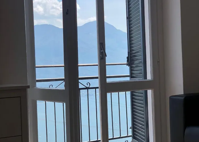 Wetzel Domaso Апартаменты *